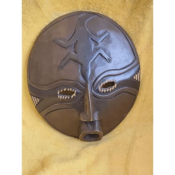 Artisan Handmade African Wood Mask Circular from Ghana Brown Masks Ghanaian Anim - Picture 1 of 2